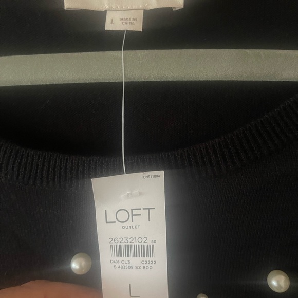 Light weight sweater - Picture 2 of 2